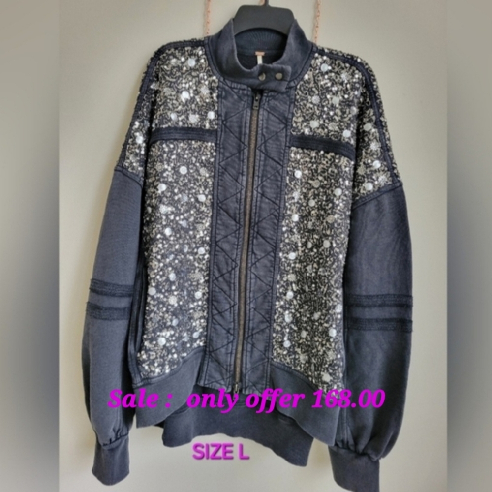 Free People Sparkle  Sweatshirt Jacket, Zip Close  SIZE LARGE ( Free Gift)